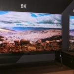 Primul televizor 8 K este lansat de compania Samsung Primul televizor 8 K este lansat de compania Samsung